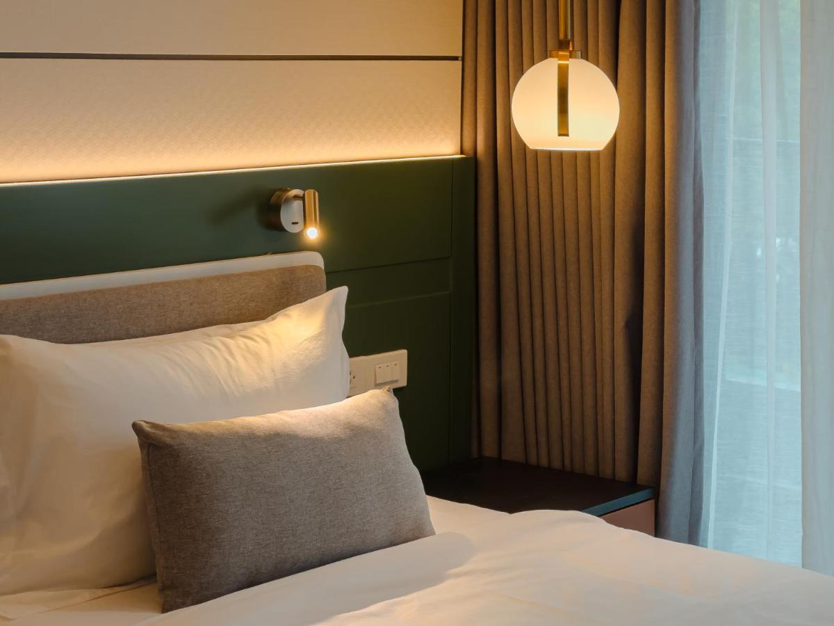 מלון צ'יאנג מאי Cha Chiangmai Luxury מראה חיצוני תמונה